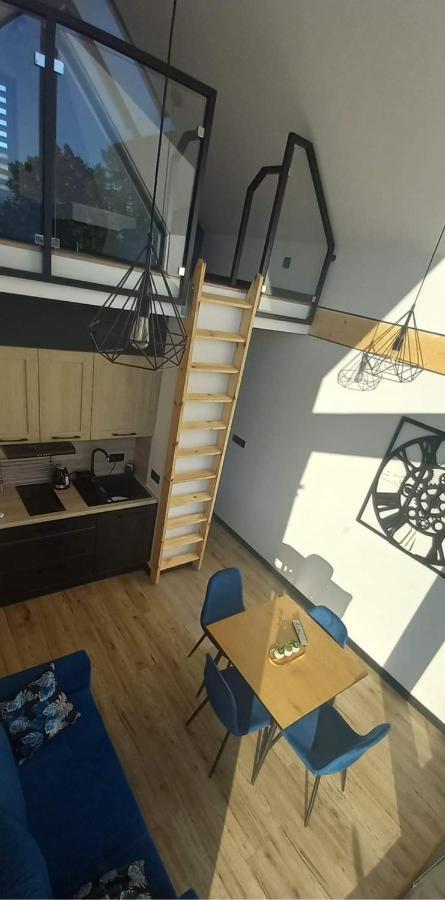 Zakatek Na Lipowej Apartment Komarno ภายนอก รูปภาพ